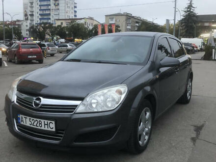 Опель Астра 2009 в Ивано-Франковске на Automoto.ua Серый Опель Астра, объемом двигателя 1.69 л и пробегом 225 тыс. км за 6100 $, фото 1 на Automoto.ua