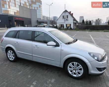 Серый Опель Астра, объемом двигателя 1.6 л и пробегом 229 тыс. км за 6000 $, фото 1 на Automoto.ua