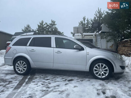 Серый Опель Астра, объемом двигателя 1.7 л и пробегом 246 тыс. км за 5900 $, фото 1 на Automoto.ua