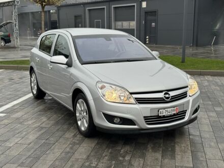 Серый Опель Астра, объемом двигателя 1.6 л и пробегом 53 тыс. км за 5900 $, фото 1 на Automoto.ua