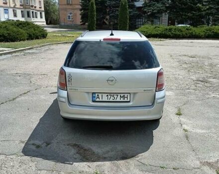 Серый Опель Астра, объемом двигателя 1.7 л и пробегом 350 тыс. км за 5500 $, фото 1 на Automoto.ua