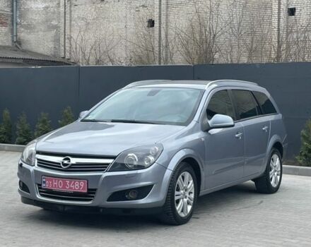 Серый Опель Астра, объемом двигателя 1.9 л и пробегом 230 тыс. км за 5800 $, фото 1 на Automoto.ua