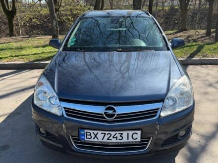 Серый Опель Астра, объемом двигателя 1.6 л и пробегом 232 тыс. км за 5900 $, фото 1 на Automoto.ua