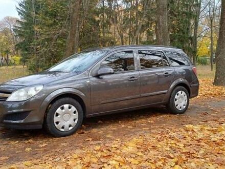 Серый Опель Астра, объемом двигателя 1.6 л и пробегом 255 тыс. км за 5500 $, фото 1 на Automoto.ua