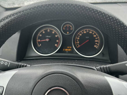 Серый Опель Астра, объемом двигателя 1.6 л и пробегом 210 тыс. км за 5199 $, фото 1 на Automoto.ua