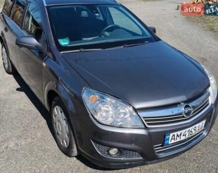 Сірий Опель Астра, об'ємом двигуна 1.6 л та пробігом 240 тис. км за 4999 $, фото 1 на Automoto.ua