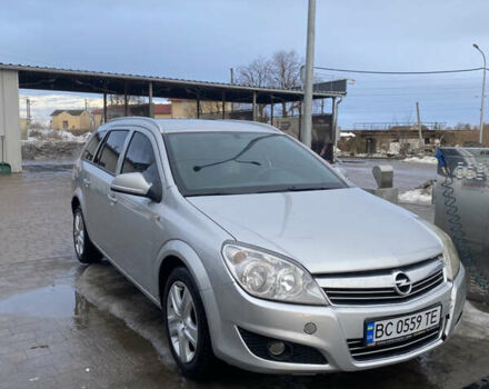 Сірий Опель Астра, об'ємом двигуна 1.69 л та пробігом 317 тис. км за 4700 $, фото 1 на Automoto.ua