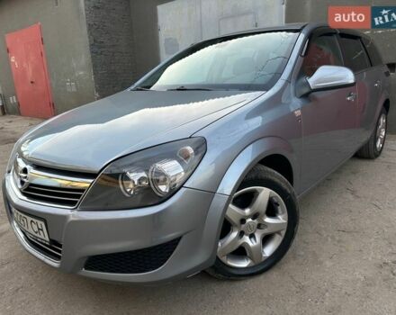 Серый Опель Астра, объемом двигателя 1.69 л и пробегом 250 тыс. км за 5950 $, фото 1 на Automoto.ua