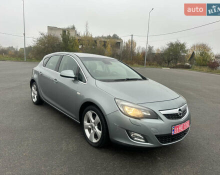 Опель Астра 2010 в Житомире на Automoto.ua Серый Опель Астра, объемом двигателя 1.7 л и пробегом 250 тыс. км за 7350 $, фото 1 на Automoto.ua