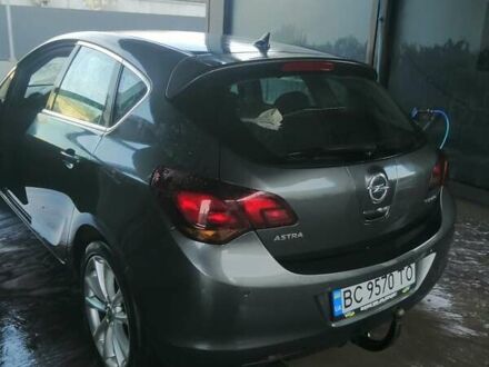 Опель Астра 2010 у Львові на Automoto.ua Сірий Опель Астра, об'ємом двигуна 1.4 л та пробігом 245 тис. км за 6400 $, фото 1 на Automoto.ua