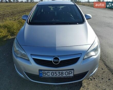 Серый Опель Астра, объемом двигателя 1.4 л и пробегом 246 тыс. км за 5950 $, фото 1 на Automoto.ua