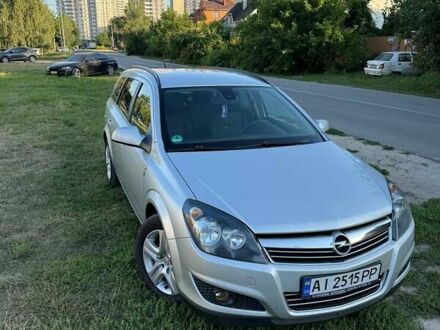 Серый Опель Астра, объемом двигателя 1.69 л и пробегом 279 тыс. км за 5800 $, фото 1 на Automoto.ua