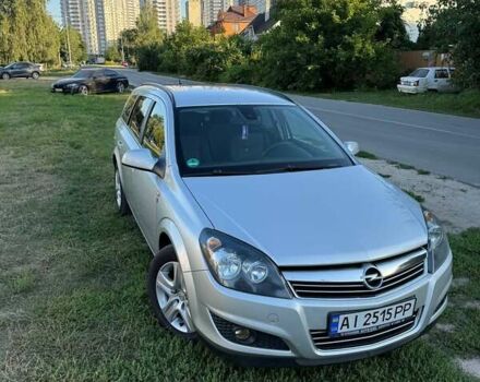 Серый Опель Астра, объемом двигателя 1.69 л и пробегом 279 тыс. км за 5800 $, фото 1 на Automoto.ua