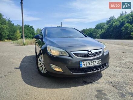 Опель Астра 2010 в Черкассах на Automoto.ua Серый Опель Астра, объемом двигателя 1.69 л и пробегом 258 тыс. км за 7300 $, фото 1 на Automoto.ua