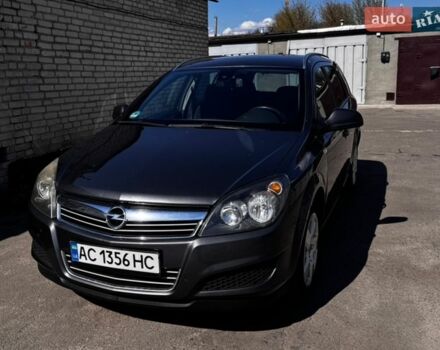Серый Опель Астра, объемом двигателя 1.6 л и пробегом 222 тыс. км за 5600 $, фото 1 на Automoto.ua