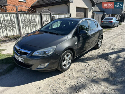 Сірий Опель Астра, об'ємом двигуна 1.6 л та пробігом 216 тис. км за 5500 $, фото 1 на Automoto.ua