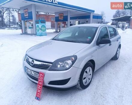 Сірий Опель Астра, об'ємом двигуна 1.6 л та пробігом 268 тис. км за 4900 $, фото 1 на Automoto.ua