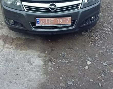 Серый Опель Астра, объемом двигателя 1.6 л и пробегом 263 тыс. км за 5800 $, фото 1 на Automoto.ua