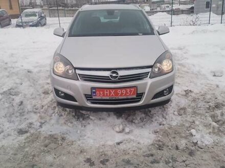Серый Опель Астра, объемом двигателя 1.6 л и пробегом 206 тыс. км за 5850 $, фото 1 на Automoto.ua