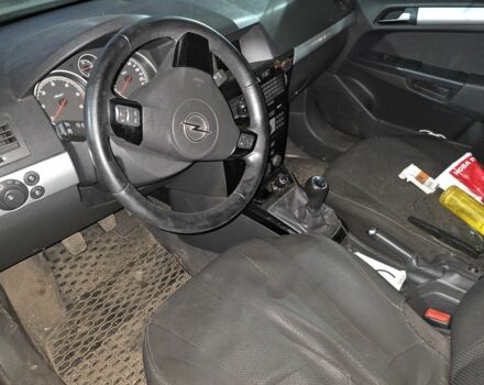 Серый Опель Астра, объемом двигателя 1.7 л и пробегом 270 тыс. км за 2700 $, фото 1 на Automoto.ua