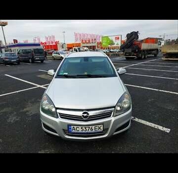 Серый Опель Астра, объемом двигателя 0 л и пробегом 350 тыс. км за 5350 $, фото 1 на Automoto.ua