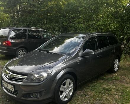 Серый Опель Астра, объемом двигателя 1.9 л и пробегом 235 тыс. км за 6300 $, фото 1 на Automoto.ua
