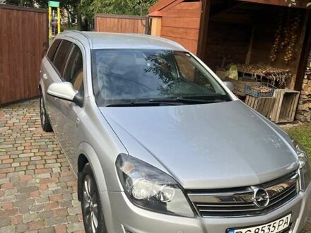 Серый Опель Астра, объемом двигателя 1.69 л и пробегом 205 тыс. км за 6100 $, фото 1 на Automoto.ua