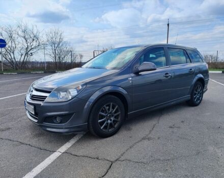 Серый Опель Астра, объемом двигателя 1.6 л и пробегом 232 тыс. км за 5000 $, фото 1 на Automoto.ua