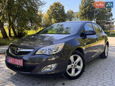 Опель Астра 2010 в Львове на Automoto.ua Серый Опель Астра, объемом двигателя 1.6 л и пробегом 124 тыс. км за 8900 $, фото 1 на Automoto.ua