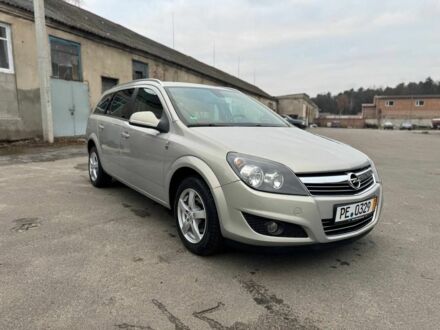 Серый Опель Астра, объемом двигателя 1.6 л и пробегом 170 тыс. км за 5300 $, фото 1 на Automoto.ua