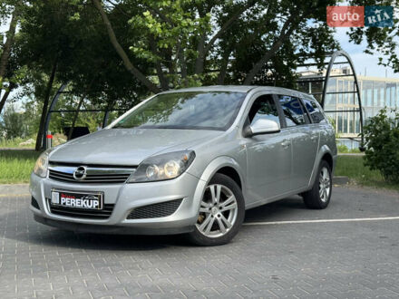 Опель Астра 2010 у Києві на Automoto.ua Сірий Опель Астра, об'ємом двигуна 1.7 л та пробігом 189 тис. км за 5700 $, фото 1 на Automoto.ua