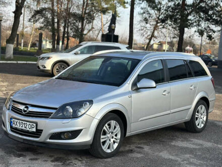 Серый Опель Астра, объемом двигателя 1.6 л и пробегом 245 тыс. км за 5800 $, фото 1 на Automoto.ua