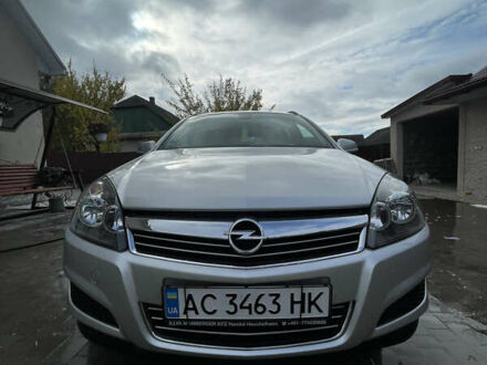Серый Опель Астра, объемом двигателя 1.7 л и пробегом 228 тыс. км за 5700 $, фото 1 на Automoto.ua