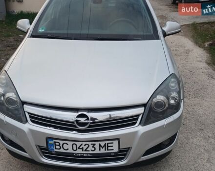 Серый Опель Астра, объемом двигателя 1.7 л и пробегом 320 тыс. км за 6200 $, фото 1 на Automoto.ua