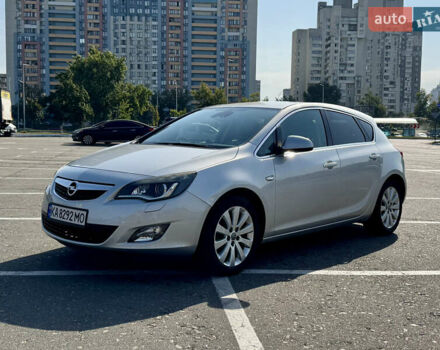 Сірий Опель Астра, об'ємом двигуна 1.6 л та пробігом 87 тис. км за 7700 $, фото 1 на Automoto.ua