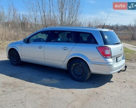 Серый Опель Астра, объемом двигателя 1.6 л и пробегом 225 тыс. км за 5700 $, фото 1 на Automoto.ua