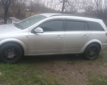 Серый Опель Астра, объемом двигателя 1.4 л и пробегом 220 тыс. км за 5200 $, фото 1 на Automoto.ua