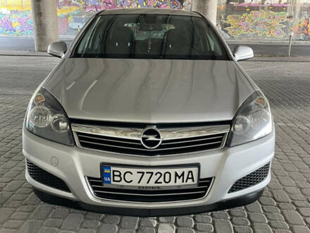 Сірий Опель Астра, об'ємом двигуна 1.7 л та пробігом 239 тис. км за 5900 $, фото 1 на Automoto.ua