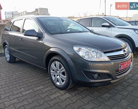 Серый Опель Астра, объемом двигателя 1.8 л и пробегом 253 тыс. км за 6599 $, фото 1 на Automoto.ua