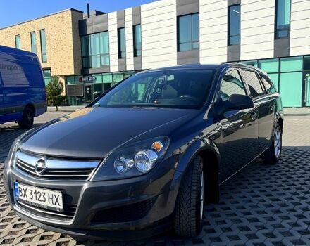 Серый Опель Астра, объемом двигателя 1.4 л и пробегом 298 тыс. км за 5450 $, фото 1 на Automoto.ua