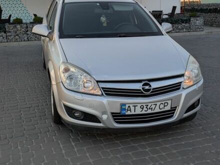 Сірий Опель Астра, об'ємом двигуна 1.7 л та пробігом 302 тис. км за 4600 $, фото 1 на Automoto.ua