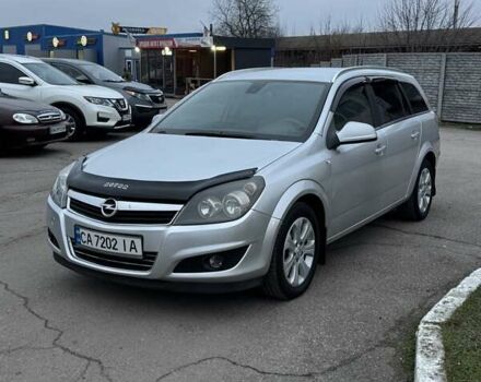 Сірий Опель Астра, об'ємом двигуна 1.7 л та пробігом 230 тис. км за 5900 $, фото 1 на Automoto.ua