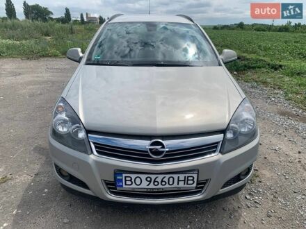 Серый Опель Астра, объемом двигателя 1.7 л и пробегом 265 тыс. км за 4999 $, фото 1 на Automoto.ua