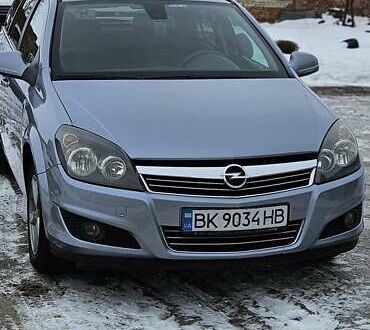 Сірий Опель Астра, об'ємом двигуна 1.7 л та пробігом 269 тис. км за 5200 $, фото 1 на Automoto.ua