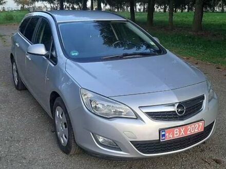 Опель Астра 2011 в Стрые на Automoto.ua Серый Опель Астра, объемом двигателя 1.7 л и пробегом 248 тыс. км за 6950 $, фото 1 на Automoto.ua