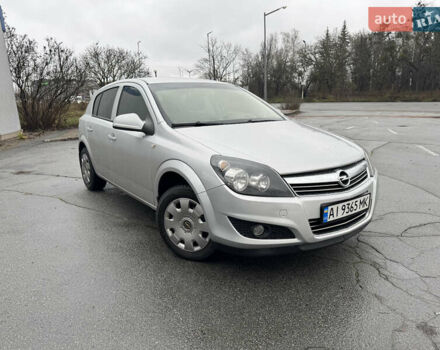 Серый Опель Астра, объемом двигателя 1.6 л и пробегом 146 тыс. км за 6000 $, фото 1 на Automoto.ua