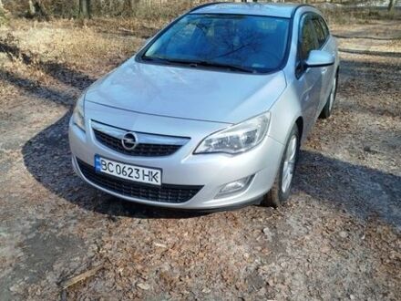 Серый Опель Астра, объемом двигателя 1.69 л и пробегом 252 тыс. км за 7200 $, фото 1 на Automoto.ua