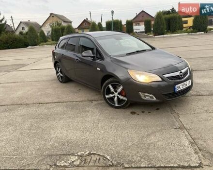 Сірий Опель Астра, об'ємом двигуна 2 л та пробігом 320 тис. км за 7150 $, фото 1 на Automoto.ua