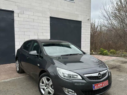 Серый Опель Астра, объемом двигателя 1.6 л и пробегом 172 тыс. км за 7499 $, фото 1 на Automoto.ua
