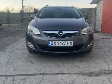 Серый Опель Астра, объемом двигателя 1.25 л и пробегом 229 тыс. км за 6500 $, фото 1 на Automoto.ua